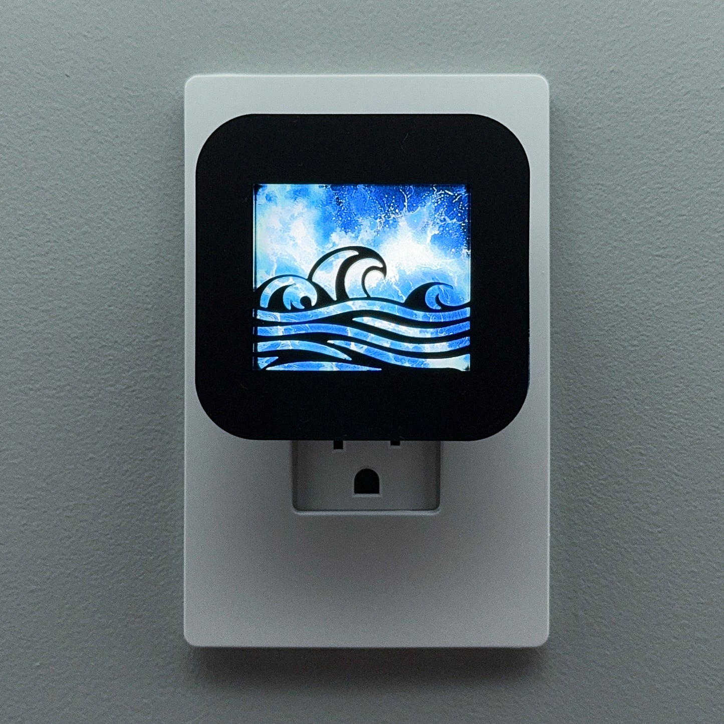 Waves Night Light with Ocean Background