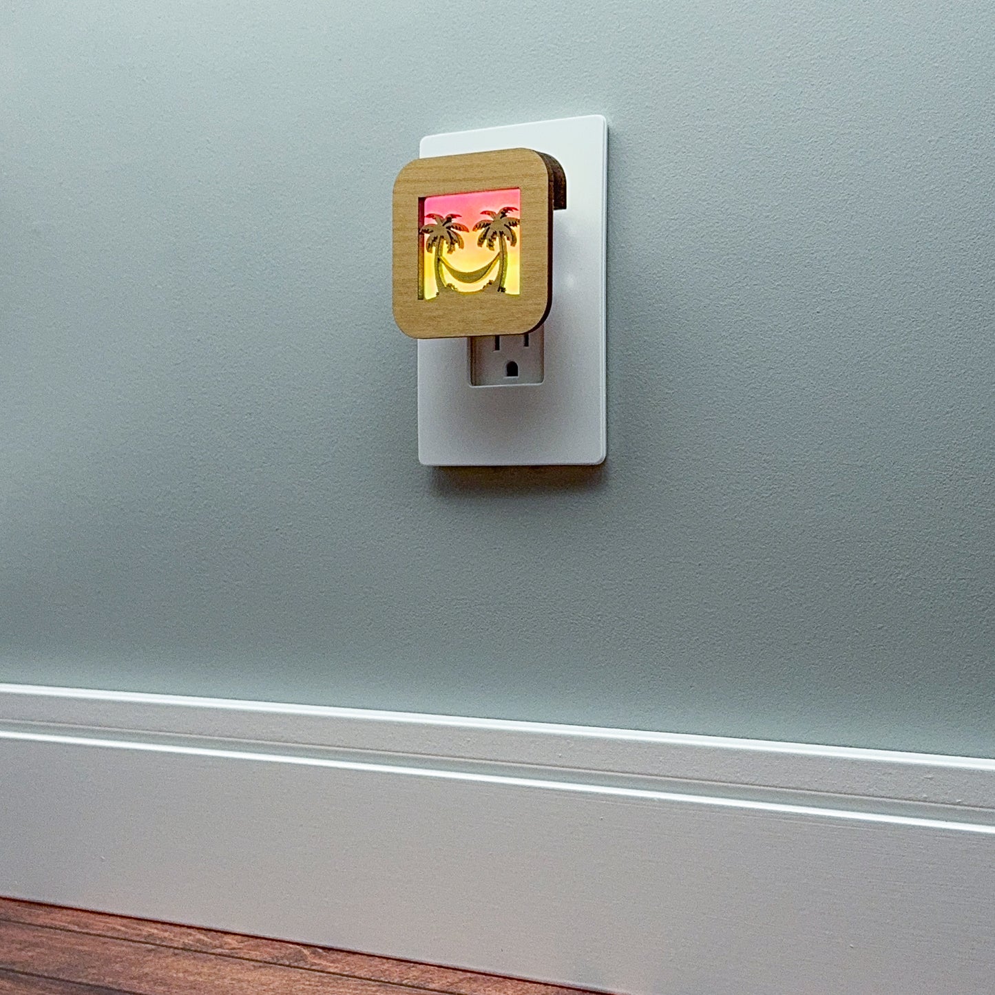 Palm Trees and Hammock Night Light