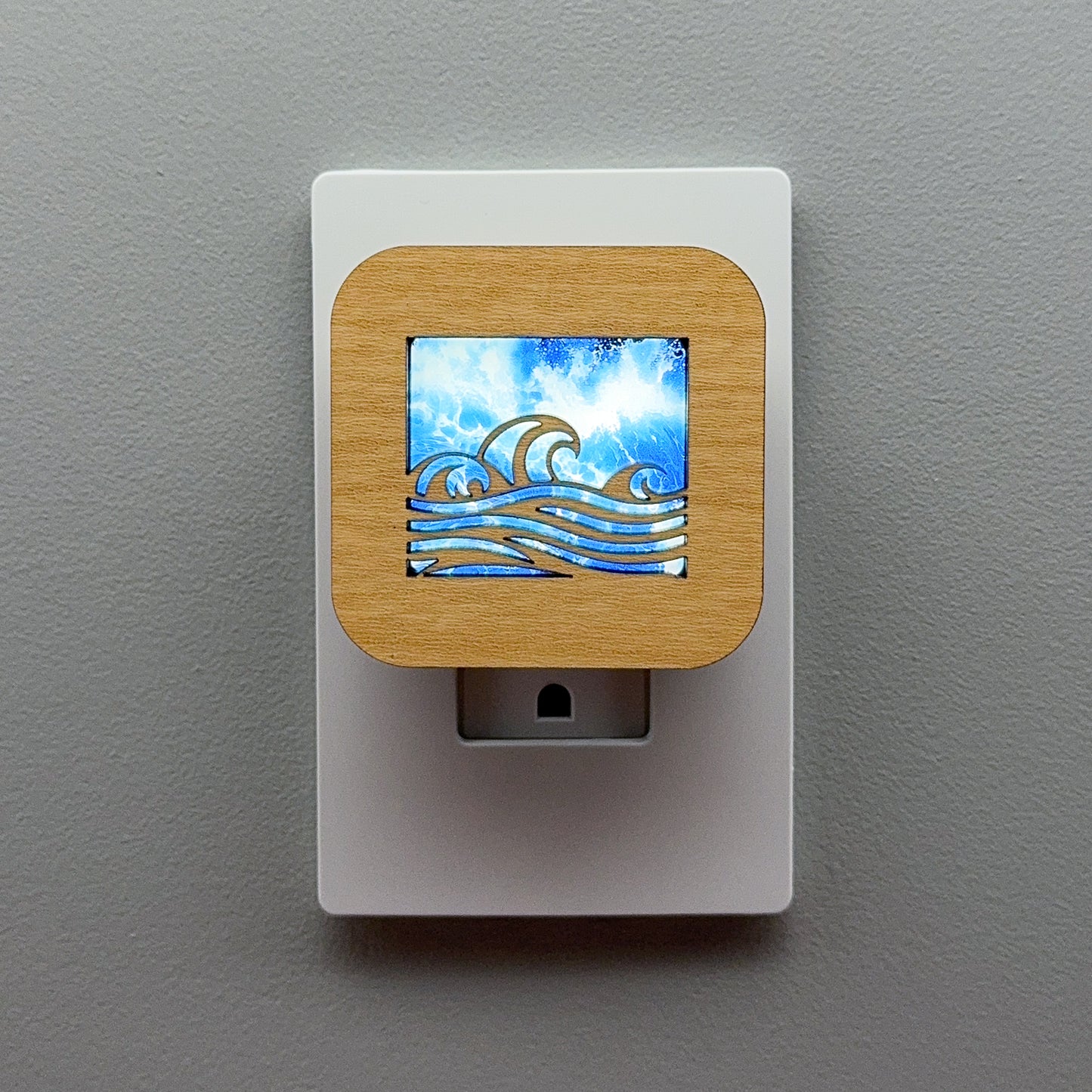 Waves Night Light with Ocean Background